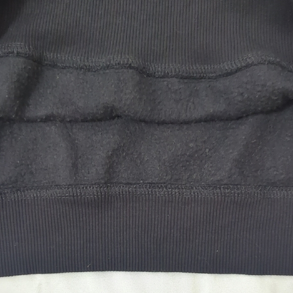 Pokemon Sweater With Pikachu Design, Color Black And Yellow, Size XXL - Picture 9 of 12